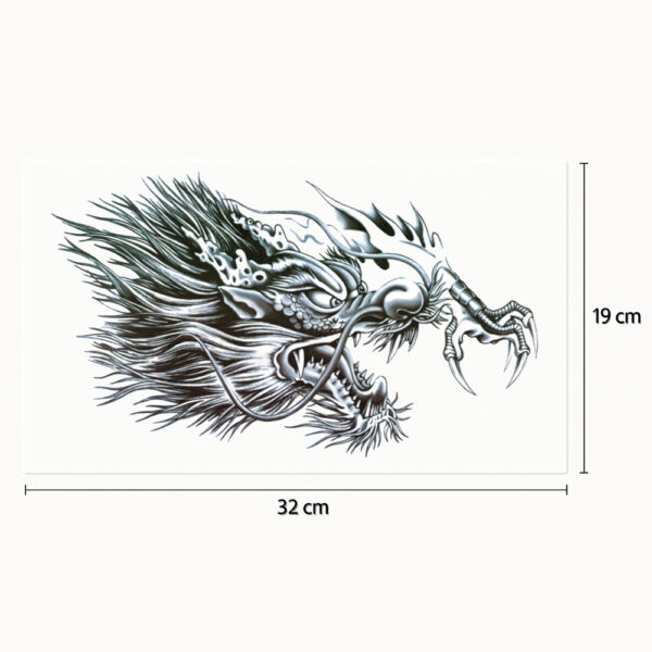 Tatouage de poitrine dragon féroce